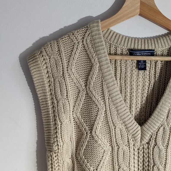 Vintage Tan Cable Knit Pullover Sweater Vest - Picture 2 of 4